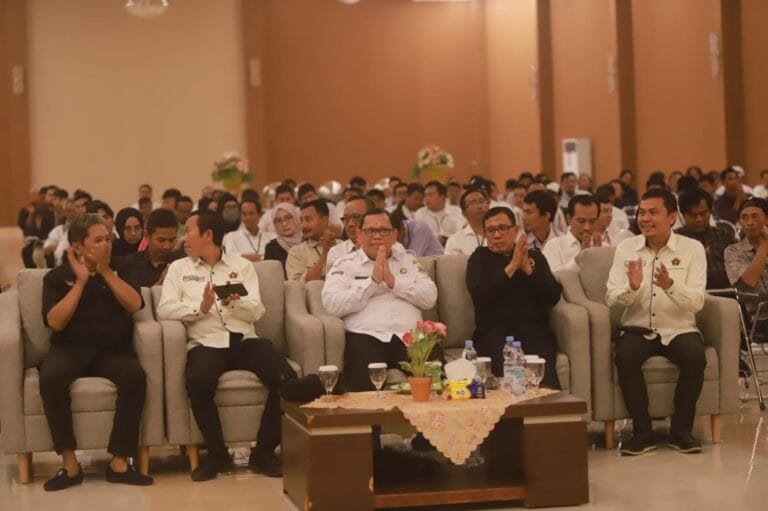 Sebanyak 197 wartawan dari berbagai daerah se Provinsi Banten mengikuti Orientasi Kewartawanan dan Keorganisasian (OKK) yang digelar oleh Persatuan Wartawan Indonesia (PWI) Banten di Ballroom Graha Pena Radar Banten, Kota Serang, Rabu (19/2/2025).