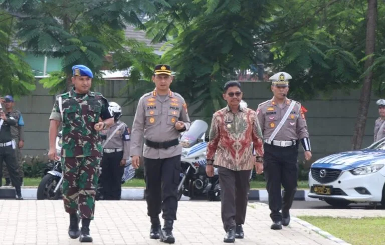 Guna menjaga keamanan dan ketertiban pada malam Hari Raya Idul Fitri 1446 Hijriah, Wali Kota mengimbau pada masyarakat untuk tidak melakukan takbiran keliling.