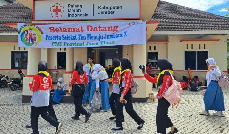 Jember, asaterkini.id- Palang Merah Indonesia (PMI) Kabupaten Jember, membuka seleksi untuk anggota Palang Merah Remaja (PMR) tingkat Wira.