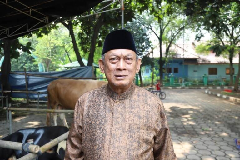 Idul adha 1446 hijrah kali ini DKM Al Azhom bagikan 3000 daging kurban