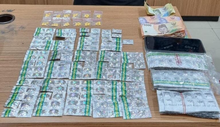 Jajaran polres metro tangerang kota tangkap pengedar obat-obatan keras