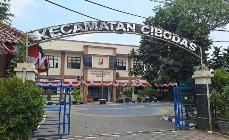 Layanan PKB di kecamatan Cibodas kota Tangerang diserbu warga