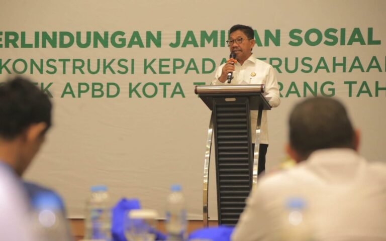 Pemkot Tangerang wajibkan badan usaha jasa konstruksi lindungi pekerjanya dengan bpjs