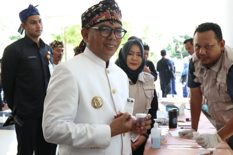 Hut pemprov Banten ke 25 Ter urine pada para asn