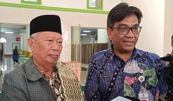 Mesjid agung al-itihad kota tangerang