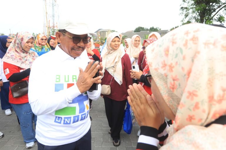 Walikota Tangerang ajak masyarakat menanam pohon
