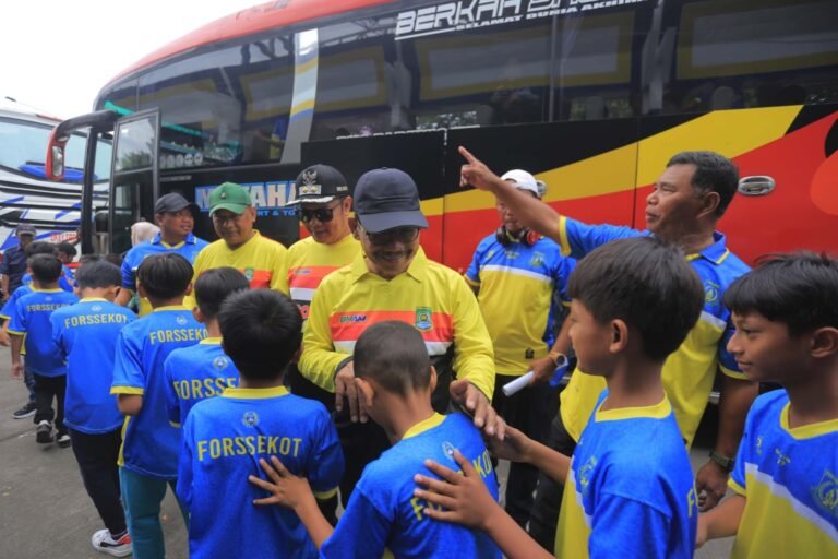 75 Atlet muda kota Tangerang ikuti piala kadin di Jawa barat.