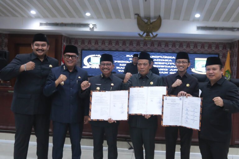 Raperda APBD 2026 kota Tangerang disepakati