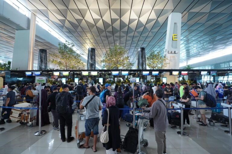 Nataru 2025/2026 jumlah penumpang di bandara Soekarno Hatta terus meningkat