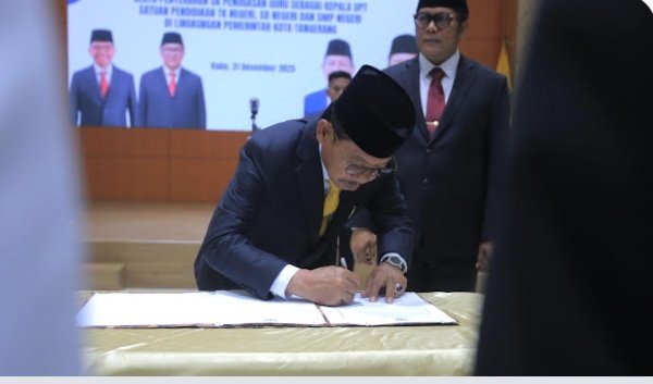 Pemkot mutasi ratusan pejabat di lingkungan kerjanya