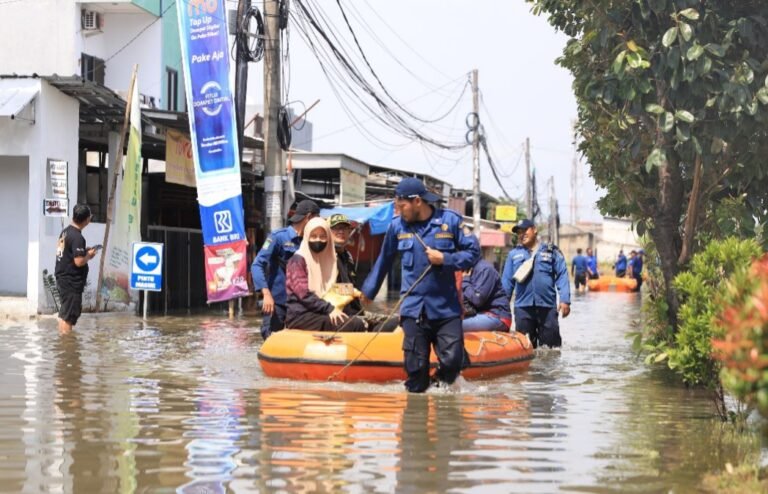 Banjir terjadi di sejumlah wilayah di tangerang