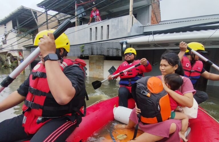 Banjir di kota Tangerang meluas hingga ke 7 kecamatan