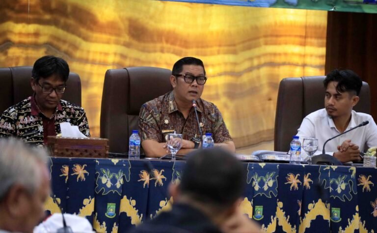 Wakil walikota Tangerang ajak pelaku jasa kontruksi patuhi peraturan