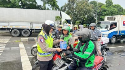 Polrestro Tangerang kota Sosialisasi keselamatan berlalu lintas