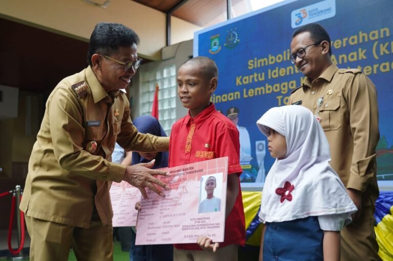 Pemkot Tangerang berikan KIA pada anak binaan LKS