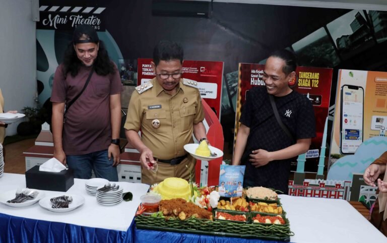 Walikota Tangerang bersama wartawan peringati HPN ke 80