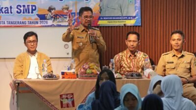 Walikota Tangerang ajak orang tua bangun karakter generasi muda yang sportif