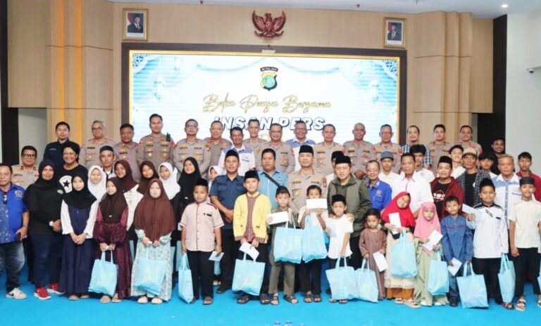 Polres metro Tangerang kota bukber bersama dengan wartawan