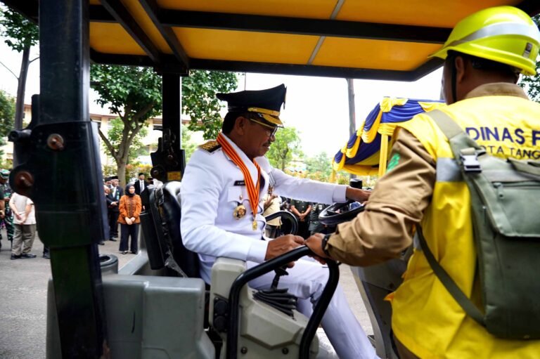 HUT ke 33, Pemkot Tangerang Musnahkan ribuan botol miras