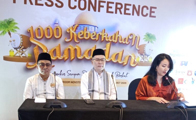 Tangcity superblok berikan santunan dan buka bersama dengan 1000 anak yatim/piatu