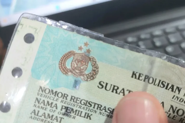 Bayar pajak kendaraan bermotor di Banten tidak perlu bawa KTP pemilik pertama.