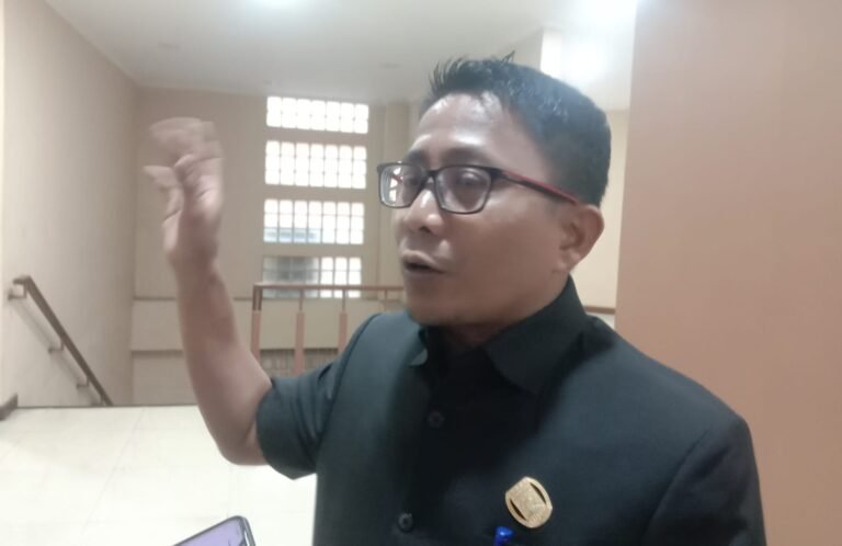 Komisi III DPRD desak Pemkot perlebar jalan kyai Maja akses tol alam sutra.