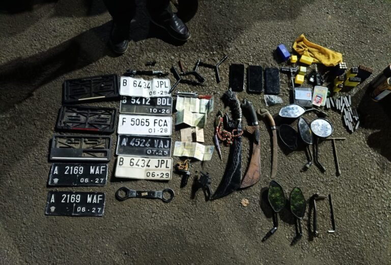 Polsek Jatiuwung tangkap curanmor di Curug.