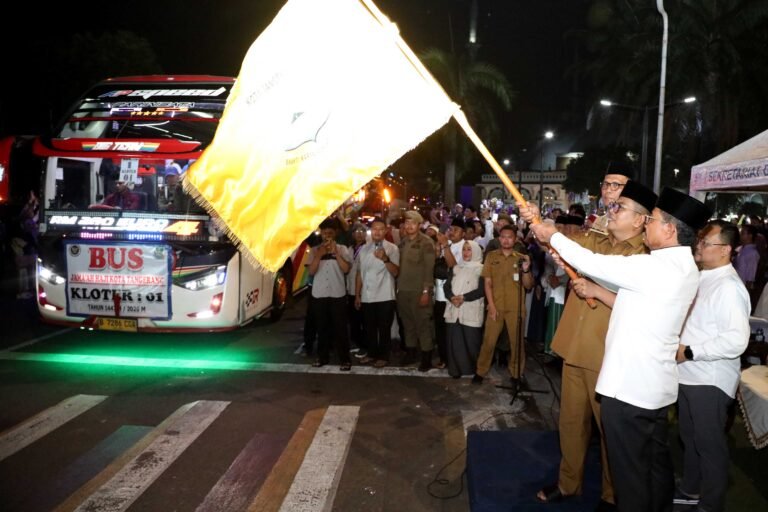 Ratusan Jemaah haji Banten diberangkatkan hari ini