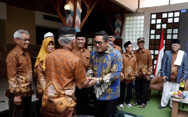 Pemkot Tangerang akan melibatkan para Purna Bhakti dalam membangun kota Tangerang.
