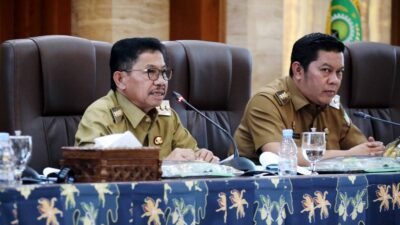 Walikota Tangerang tegaskan pejabat Pemkot harus respon aduan masyarakat, jangan hanya retorika