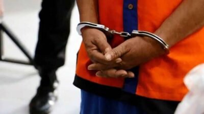 Polres metro Tangerang kota ciduk pemuda gunung Kaler karena membawa narkotika jenis tembakau sintetis.