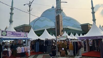 Festival Al Azhom 2026 resmi ditutup oleh Sekda Kota Tangerang Herman Suwarman .