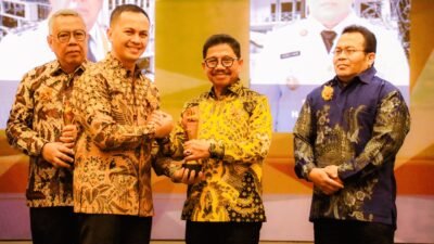 Walikota Tangerang Sachrudin raih penghargaan Pemred award 2026 sebagai walikota terbaik di bidang Infokom publik