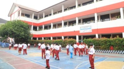 Jelang Ajaran baru 2026 Pemkot Tangerang terbitkan SE ayah antar anak sekolah