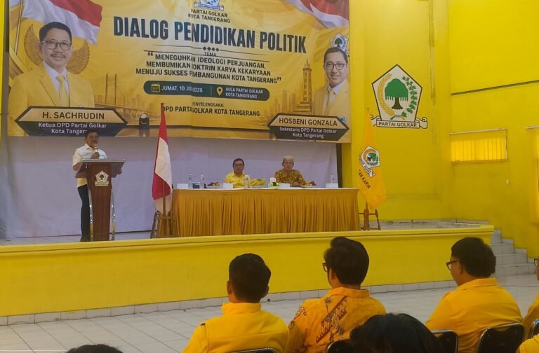 Golkar kota Tangerang menggelar dialog pendidikan politik di DPD Golkar Kota Tangerang.