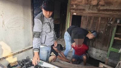 Dua pengedar obat keras dibekuk polisi di Teluknaga Tangerang.