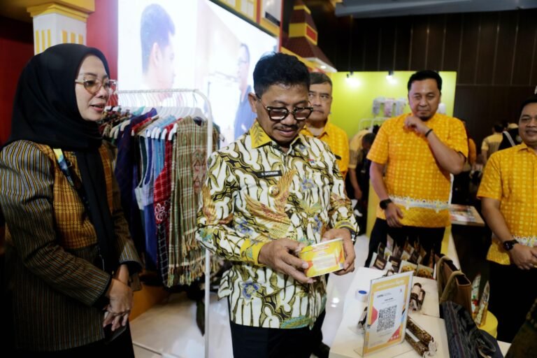 Walikota Tangerang Sachrudin mendorong UMKM kota Tangerang go internasional.
