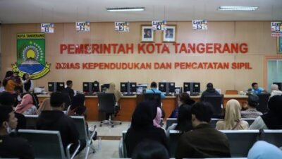 Warga yang ingin ganti foto KTP-el bisa datang ke kantor Disdukcapil kota tangerang