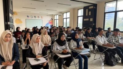Ratusan pencaker kota Tangerang wawancara berjalan