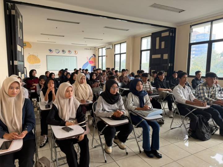 Ratusan pencaker kota Tangerang wawancara berjalan