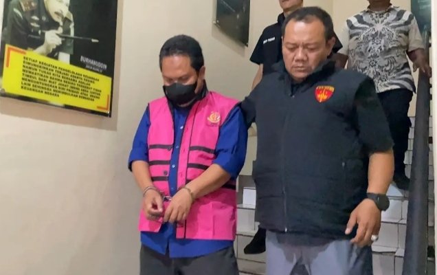Kejari kota Tangerang menetapkan tersangka baru dalam kasus sewa pesawat fiktif di PT APK