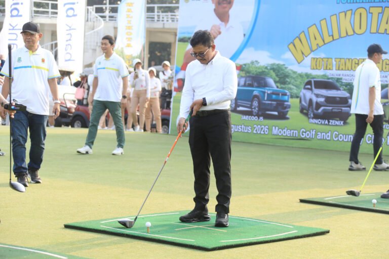 Turnamen golf walikota Tangerang cup digelar sebagai rangkaian HUT ke 81 kemerdekaan RI