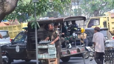 Satpol PP kota Tangerang tertibkan PKL di sejumlah ruas jalan utama