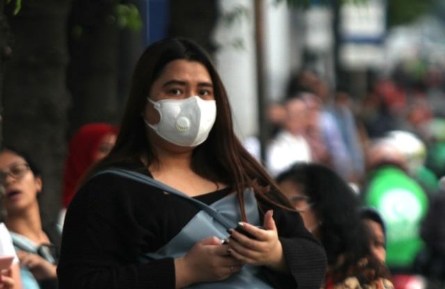 Pemkot Tangerang imbau warga pakai masker untuk menjaga kesehatan dari sebaran abu vulkanik gunung anak krakatau