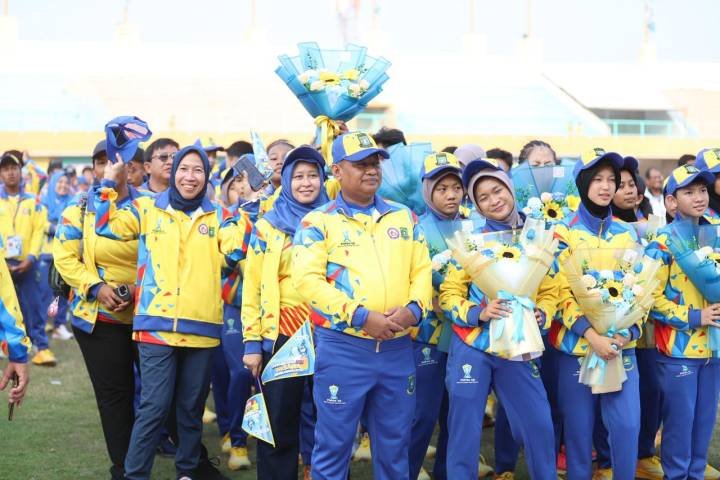 Kontingen kota Tangerang yang berprestasi baik di Porprov VII Banten diiming-imingi dengan bonus tinggi bila berprestasi