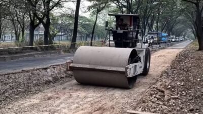 Seluruh jalan rusak di kota Tangerang belum bisa diperbaiki tahun ini karena keterbatasan fiskal