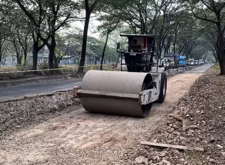 Seluruh jalan rusak di kota Tangerang belum bisa diperbaiki tahun ini karena keterbatasan fiskal