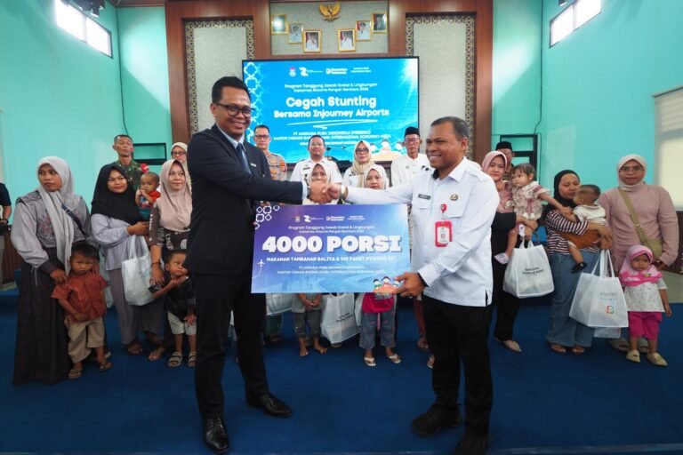 Bandara Soekarno hatta salurkan bantuan makan tambahan pada balita untuk menekan stunting.